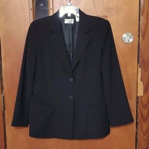 Liz Claiborne Villager Petite Black Blazer.  Size 12P.